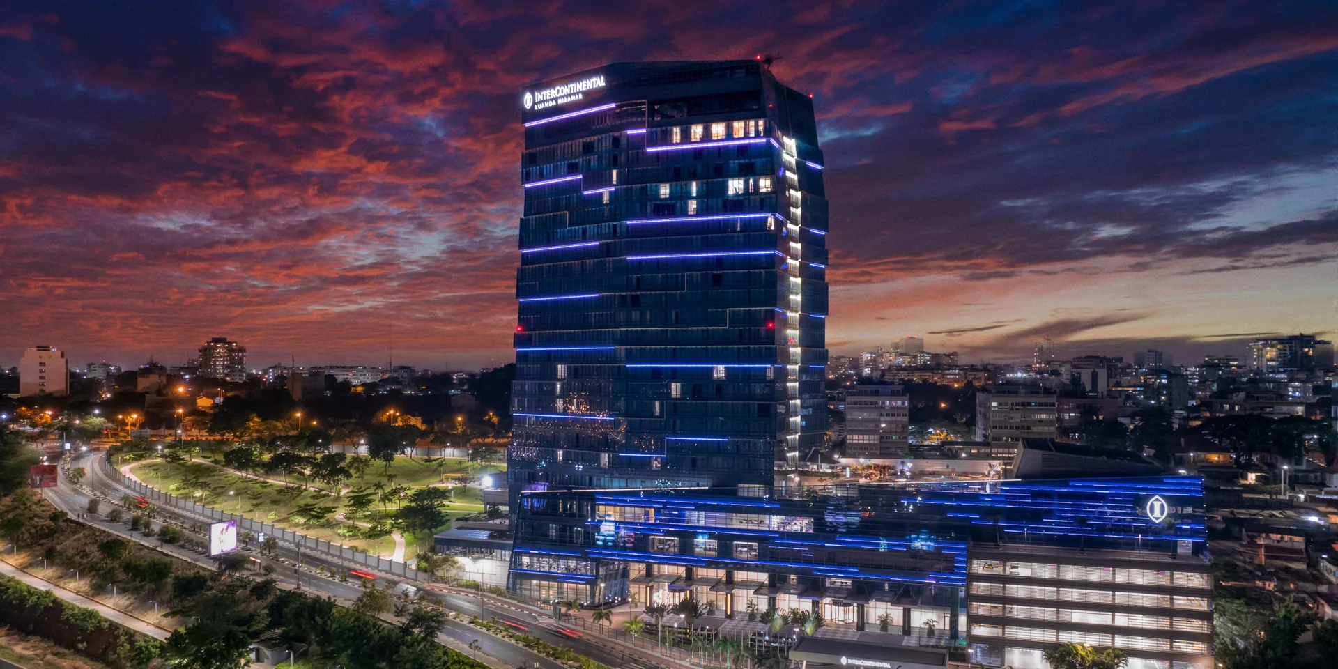 Vista exterior do Hotel InterContinental Luanda Miramar